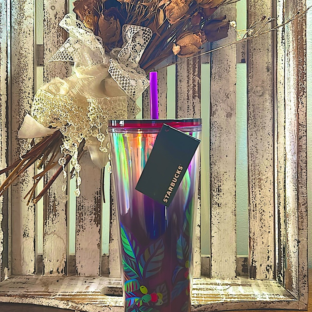 Starbucks merlot red diamond cut 24oz Tumbler NWT